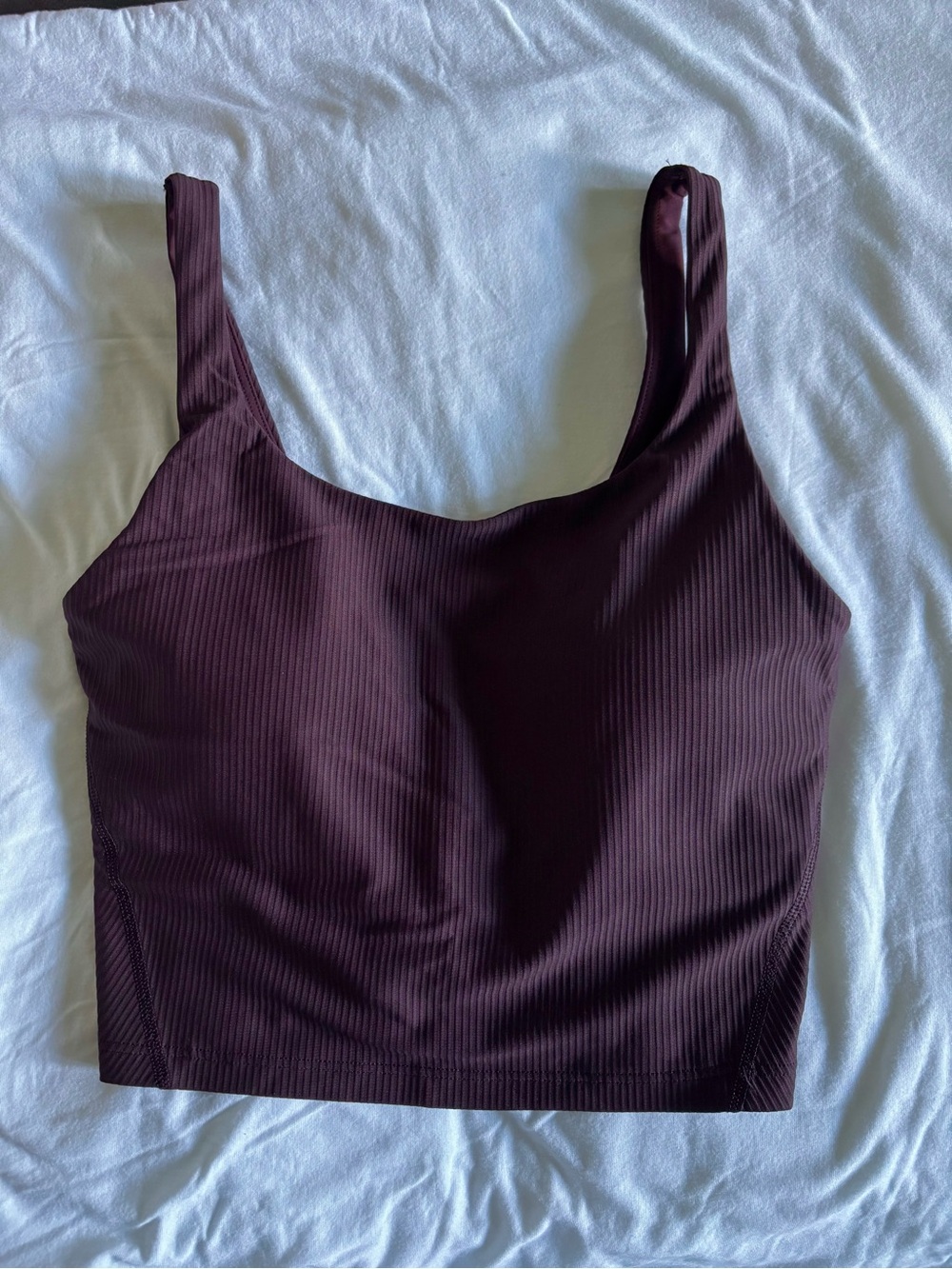 Old Navy Powersoft Ribbed Crop Tank Athleisure in Bordeaux Size S